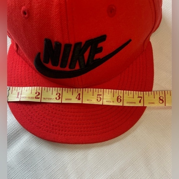 Nike True Embroidered Logo Red SnapBack Hat One Size - Picture 5 of 8